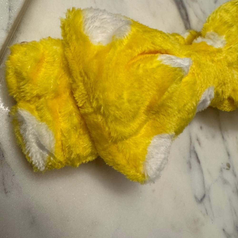 NWOT Yellow and White Polka Dot Plush Spa Headband - Picture 2 of 2